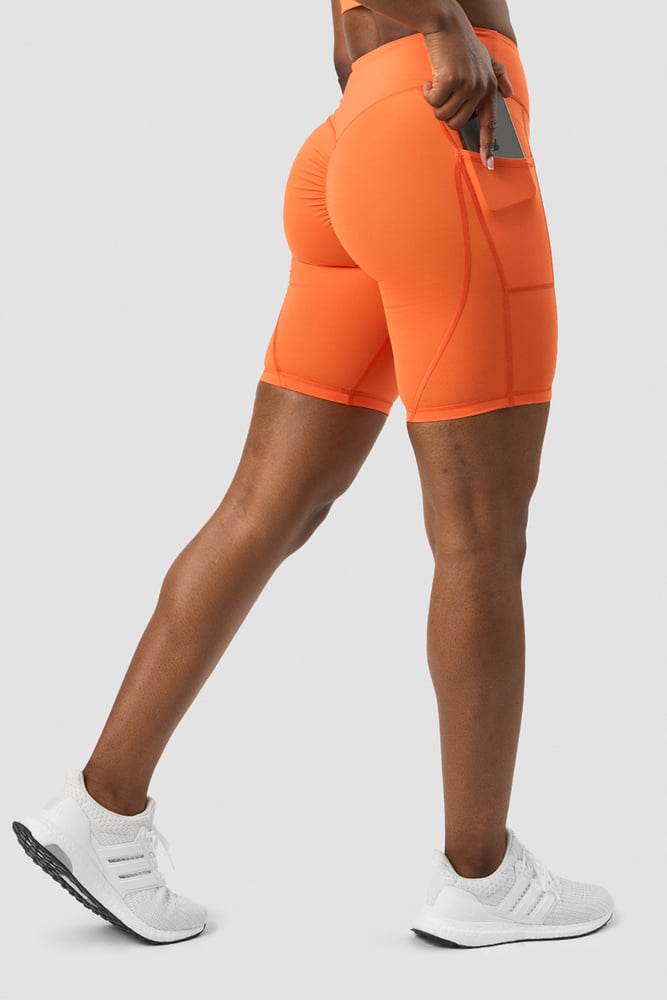 scrunch v-shape pocket biker shorts orange